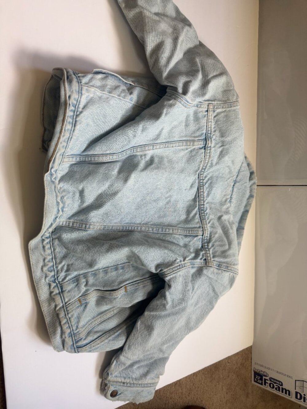 Levi Sherpa-Libed Denim Jacket - Picture 3 of 4